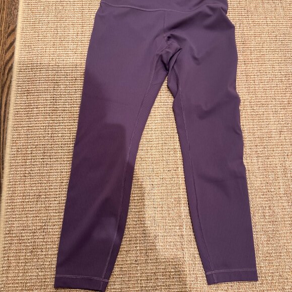 Lululemon wunder train HR ribbed tights 25” Grape Thistle Sz 8 - Picture 2 of 3